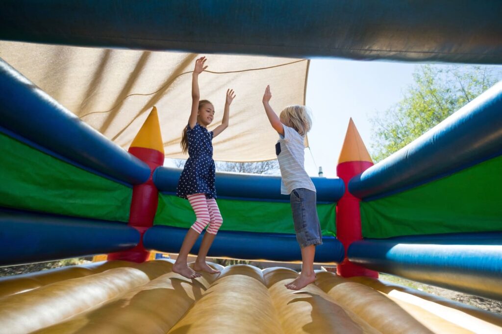 Trampolin Castillos hinchables Sagra